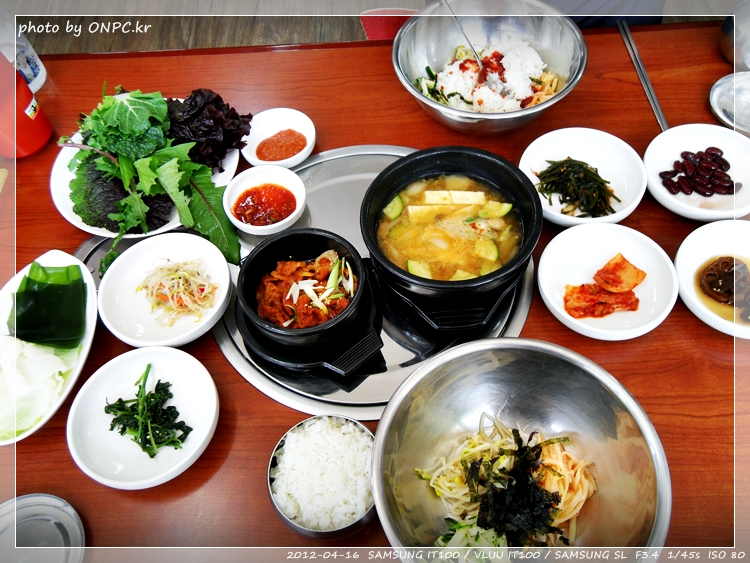 [보양식특집] 기러기 칼국수와 백숙, 푸짐한 점심특선