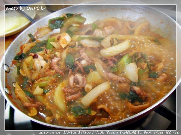 경주시 석거돈(낙지전문) - 정신없이 먹어 좋은 사진 못 건졌다. 경주시 석거돈(낙지전문)