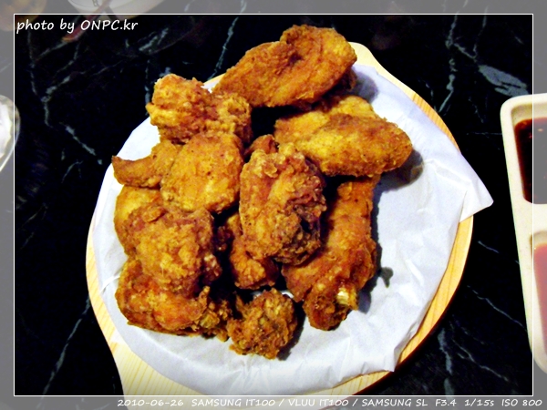 마지막 응원 - 울산 빅투치킨 -  LCD로 선명하게 볼 수 있는 자리! 둘 다 같이 시청이 가능한 좋은 자리에서 시작~ 마지막 응원 - 울산 빅투치킨