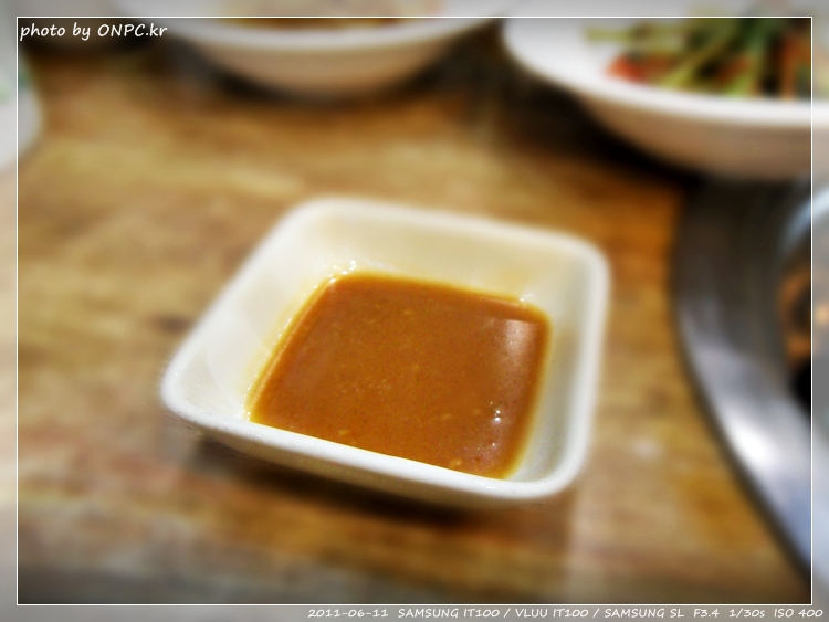 매콤한 왕갈비와 해물의 조화 - 성안동 아낙촌