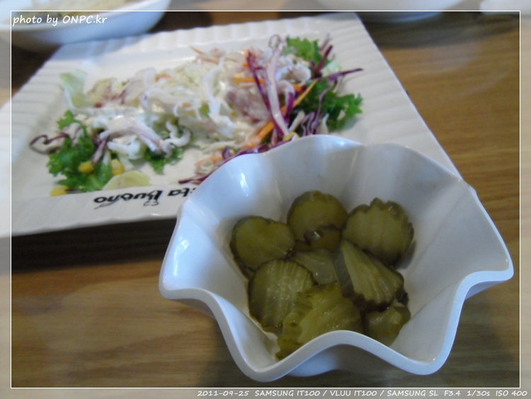 무료음료에 저렴한 파스타 맛보러가요.