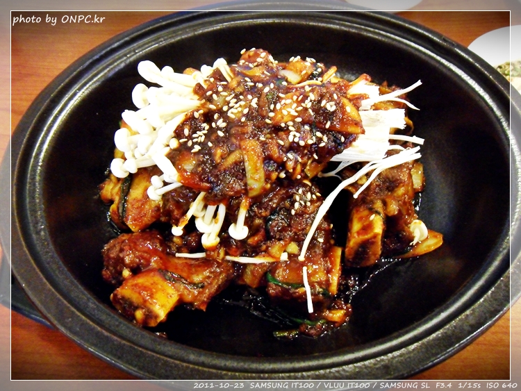 밀면과 갈비찜 먹으러 3대 서가밀면에 가봐요 - 서가밀면 입구 밀면과 갈비찜 먹으러 3대 서가밀면에 가봐요