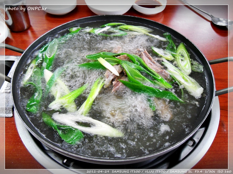[보양식특집] 기러기 칼국수와 백숙, 푸짐한 점심특선