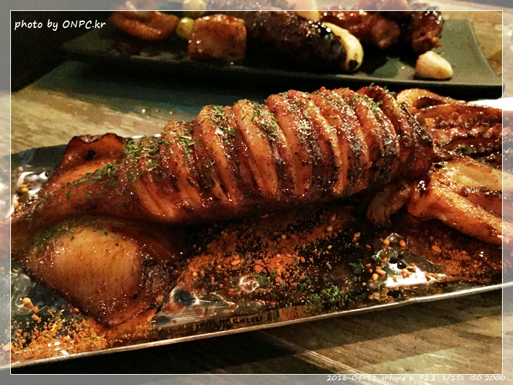 꼬치구이의 반장 - 군반장 - 호계 구획 정리에 며칠 전 오픈 해서 2차로 가볍게 술 한잔 더하러 가봤습니다. 꼬치구이의 반장 - 군반장