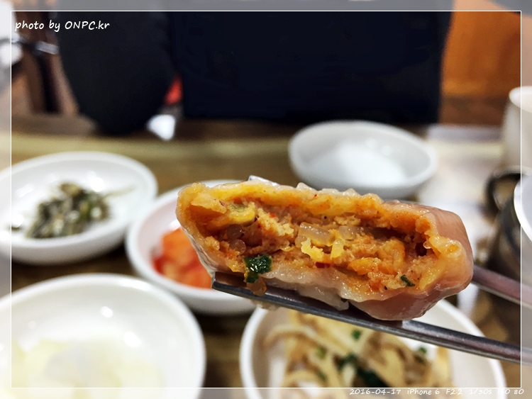 메밀함량이 높은 메밀요리전문점 - 초록색 간판이 눈에 들어오네요. 연암 초등학교 옆입니다. 들어가 볼까요~ 메밀함량이 높은 메밀요리전문점