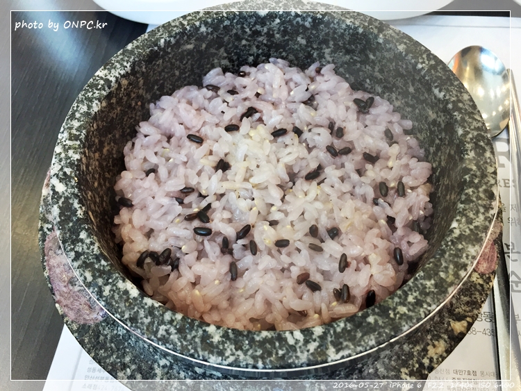 LA 북창동 순두부 - 울산화봉점 - 화봉동 쌍용예가 상가1층에 위치해 있고 입구 모습이에요. LA 북창동 순두부 - 울산화봉점