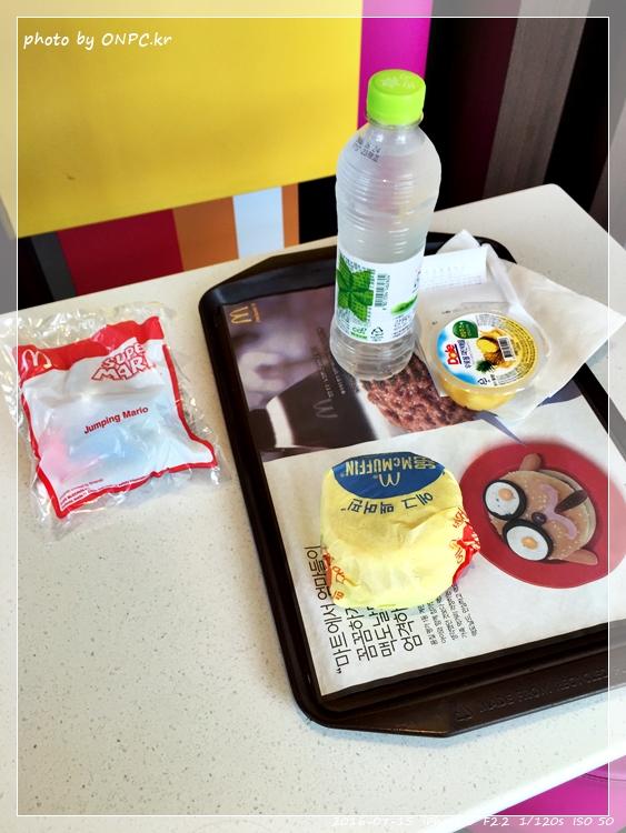 맥도날드 토이 슈퍼마리오 & 코카콜라 골드에디션 - 2016년 7월 15일 자정부터 맥도날드에서 만날 수 있는 마리오~! & 리우 1955버거 구매 시 코카콜라 골드 맥도날드 토이 슈퍼마리오 & 코카콜라 골드에디션