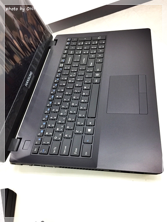 한성노트북 H56 DGA6700 개봉기 - 한성 컴퓨터에서 판매하는 H56 DGA6700 노트북을 구입하게 되었습니다. 한성노트북 H56 DGA6700 개봉기