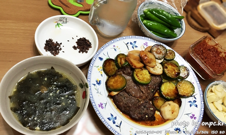 저탄수화물 고지방(LCHF) 식단 및 후기 - 시원한 맥주와 코스트코에서 구입한 연어 & 광어 회 저탄수화물 고지방(LCHF) 식단 및 후기