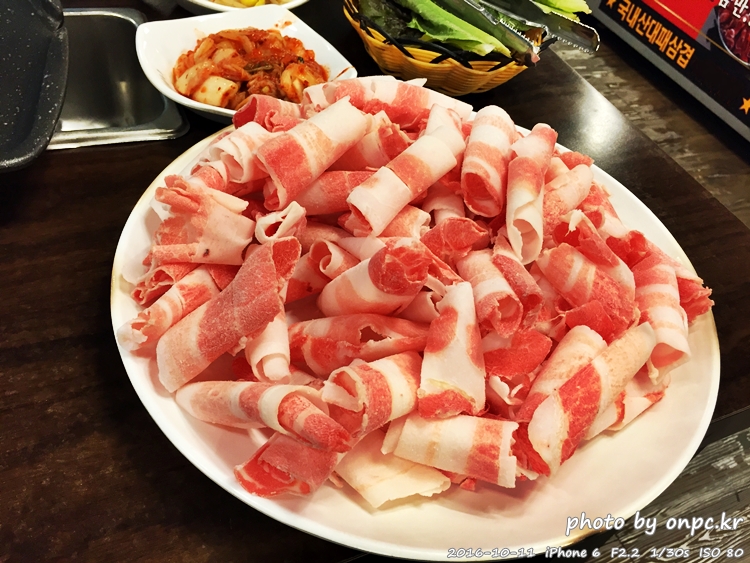 저탄수화물 고지방(LCHF) 식단 및 후기 - 시원한 맥주와 코스트코에서 구입한 연어 & 광어 회 저탄수화물 고지방(LCHF) 식단 및 후기