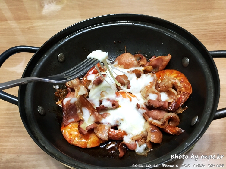 저탄수화물 고지방(LCHF) 식단 및 후기 - 시원한 맥주와 코스트코에서 구입한 연어 & 광어 회 저탄수화물 고지방(LCHF) 식단 및 후기