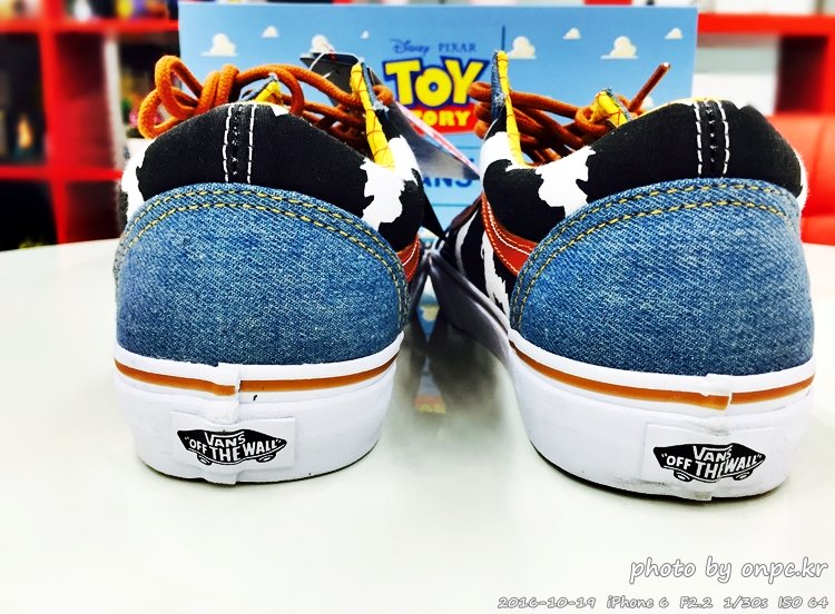 반스(VANS)신발과 토이스토리의 콜라보 컬렉션 - 콜라보레이션 컬렉션을 출시 공개했어요!! 반스(VANS)신발과 토이스토리의 콜라보 컬렉션