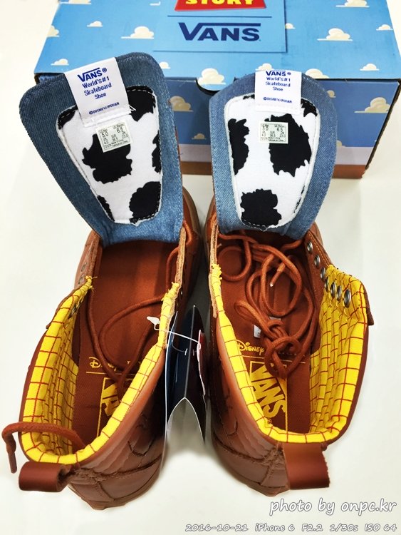 반스(VANS)신발과 토이스토리의 콜라보 컬렉션 - 콜라보레이션 컬렉션을 출시 공개했어요!! 반스(VANS)신발과 토이스토리의 콜라보 컬렉션