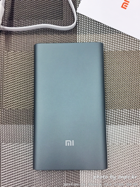 샤오미 보조배터리 2세대 3세대 10000mAh 개봉기 - 박스 포장 상태. 10000mAh 3세대 / 10000mAh 2세대 샤오미 보조배터리 2세대 3세대 10000mAh 개봉기