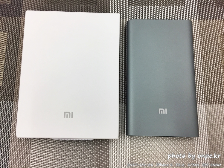 샤오미 보조배터리 2세대 3세대 10000mAh 개봉기 - 박스 포장 상태. 10000mAh 3세대 / 10000mAh 2세대 샤오미 보조배터리 2세대 3세대 10000mAh 개봉기