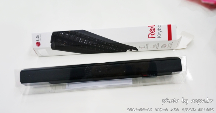 휴대가 간편한 롤방식 LG롤리키보드2 KBB-710