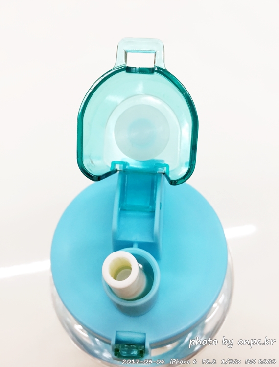 하루2리터 물마시기의 시작! 대용량 2리터 빨대물병 구입개봉기 - 10˚C 2리터 빨대 물병 민트!! 구입 및 개봉사용기입니다. 대용량 2리터 빨대물병 구입개봉기