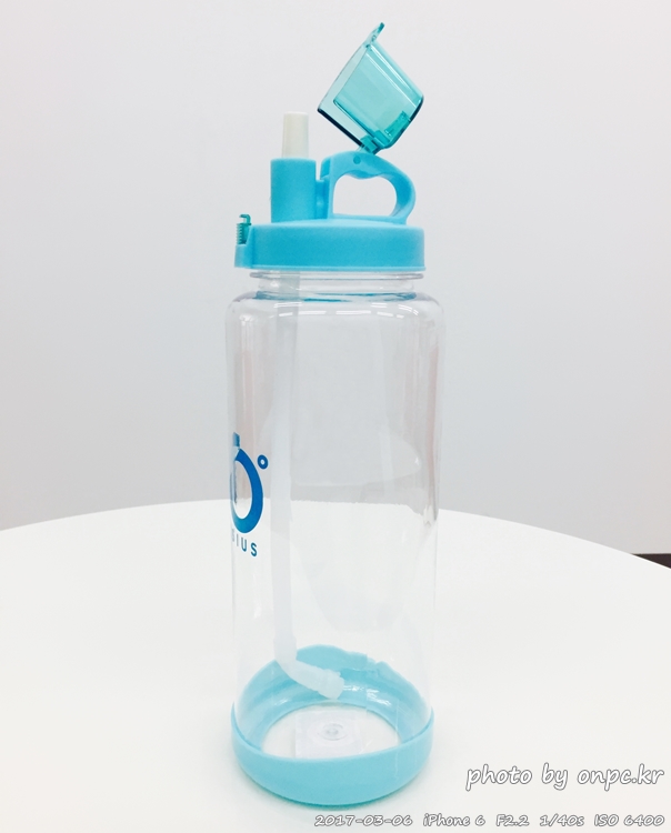 하루2리터 물마시기의 시작! 대용량 2리터 빨대물병 구입개봉기 - 10˚C 2리터 빨대 물병 민트!! 구입 및 개봉사용기입니다. 대용량 2리터 빨대물병 구입개봉기