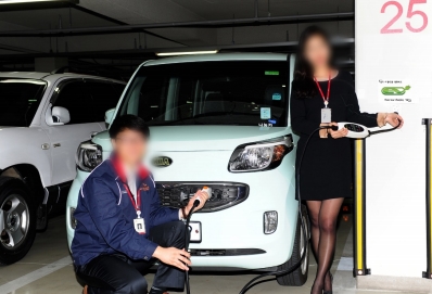 전기차의 시대에 맞춰 주변에서 볼 수 있는 변화들 - 전기차는?? 전기차의 시대에 맞춰 주변에서 볼 수 있는 변화들