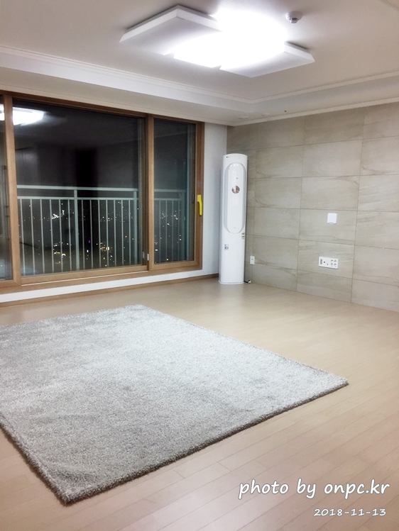 코스트코 바오밥 워셔블 돌체 러그(카페트) 구입기 - 날씨가 추워지니 거실 바닥이 허전해 보여서 러그 하나 살려고 코스트코 매장을 방문했어요~ 코스트코 바오밥 워셔블 돌체 러그(카페트) 구입기