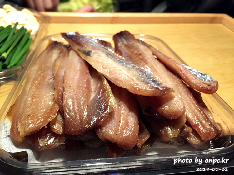 포항구룡포 겨울별미 청어 과메기