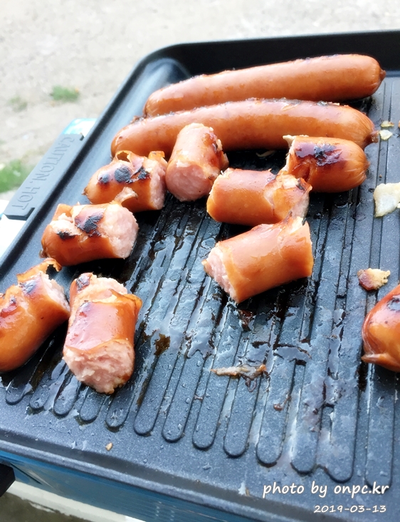 불판 포함 넉넉한 크기의 맥스 투버너 휴대용가스렌지 - 온라인에서 구입하고 택배로 배송 받았어요. 맥스 투버너 휴대용가스렌지 구입사용기