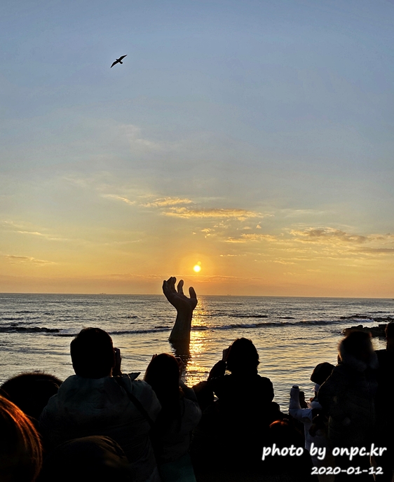 포항 호미곶 해맞이 상생의손