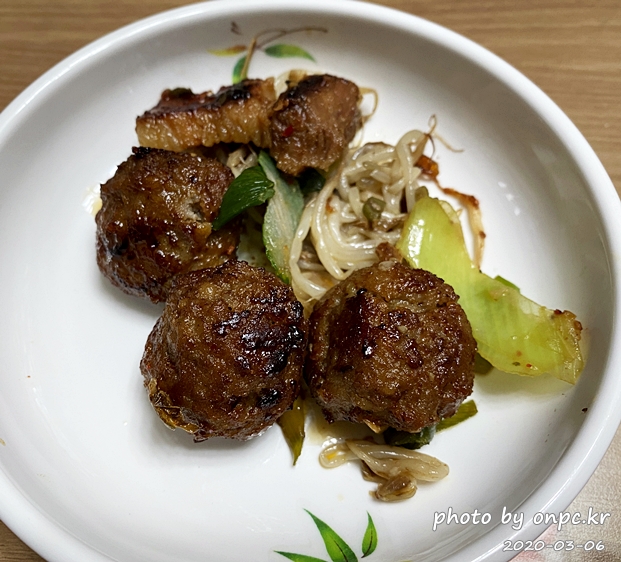 이케아 푸드코트 냉동미트볼