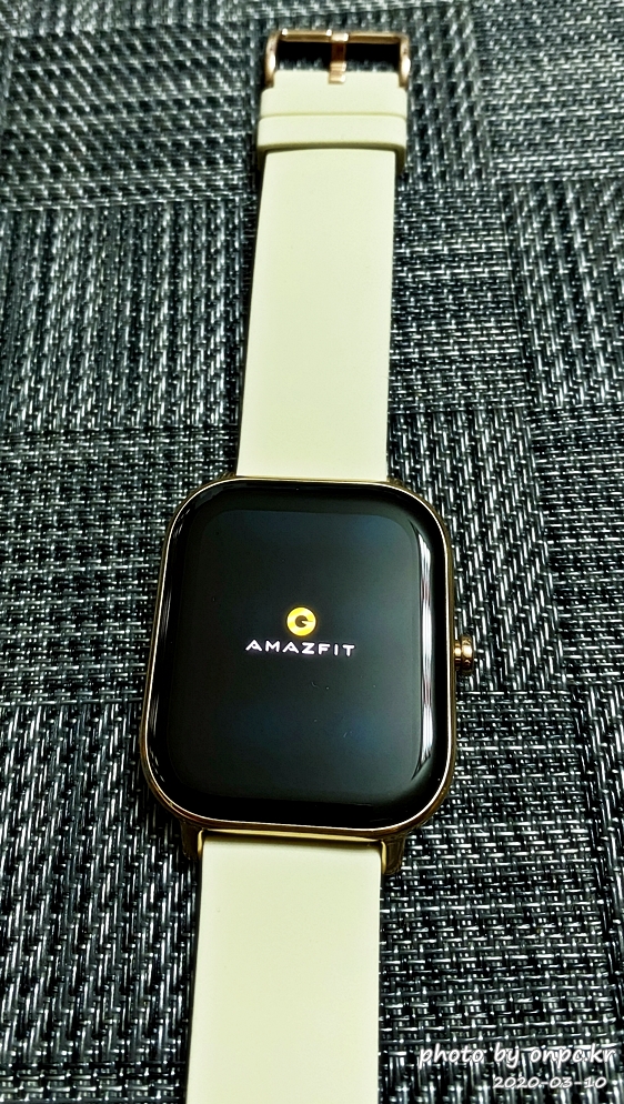 샤오미 Amazfit GTS Gold