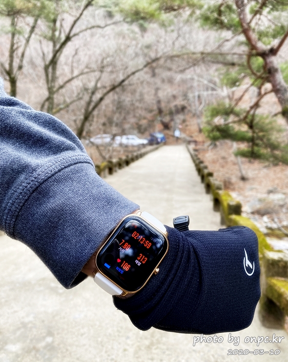 샤오미 Amazfit GTS Gold