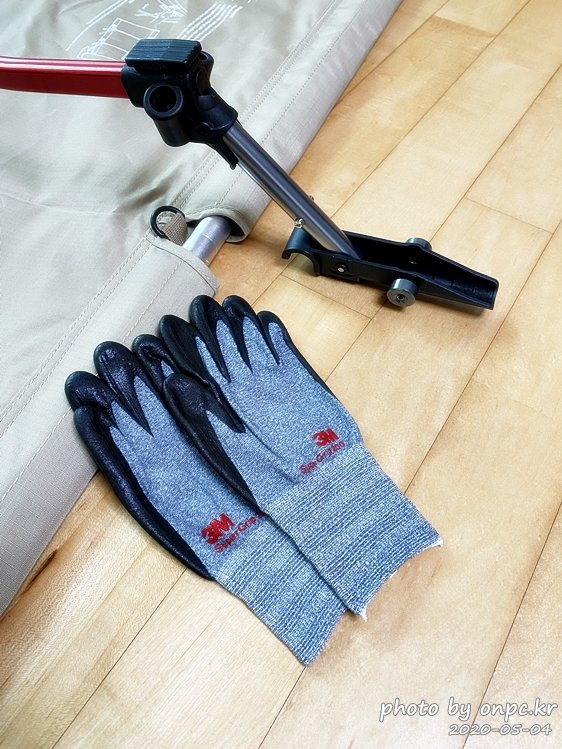 네이처하이크 경량 접이식 캠핑 코트(Naturehike light Folding Camping Cot)