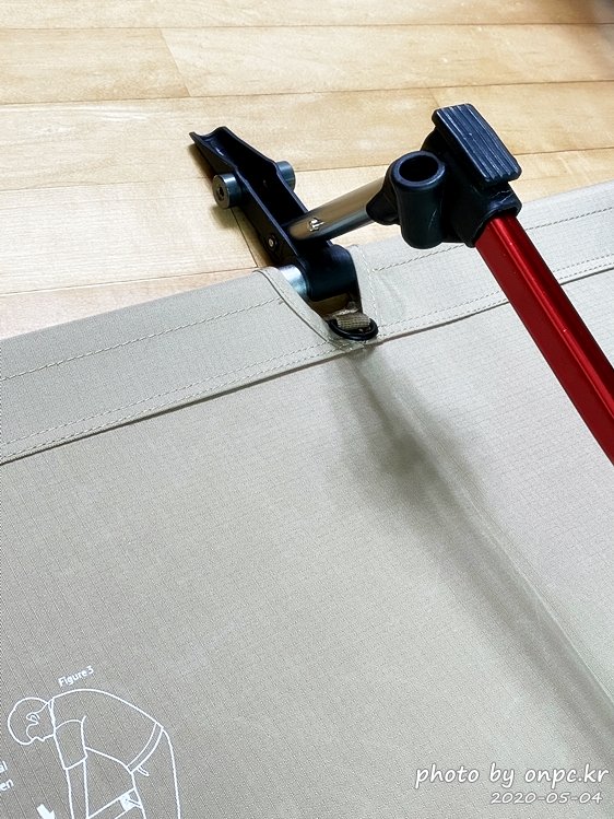 네이처하이크 경량 접이식 캠핑 코트(Naturehike light Folding Camping Cot)