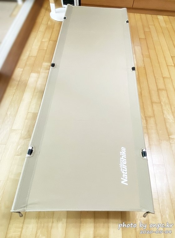 네이처하이크 경량 접이식 캠핑 코트(Naturehike light Folding Camping Cot)