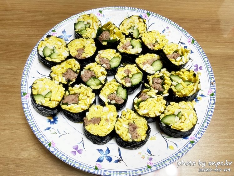 저탄수고지방(LCHF) 다이어트 식단의 계란 김밥과 삼겹 튀김, 코코넛 치킨 - 저탄수화물 고지방 식단의 영양섭취 비율 저탄수화물 고지방(LCHF) 밥없는 계란김밥