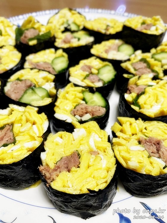 저탄수고지방(LCHF) 다이어트 식단의 계란 김밥과 삼겹 튀김, 코코넛 치킨 - 저탄수화물 고지방 식단의 영양섭취 비율 저탄수화물 고지방(LCHF) 밥없는 계란김밥