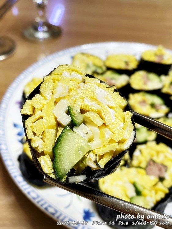 저탄수고지방(LCHF) 다이어트 식단의 계란 김밥과 삼겹 튀김, 코코넛 치킨 - 저탄수화물 고지방 식단의 영양섭취 비율 저탄수화물 고지방(LCHF) 밥없는 계란김밥