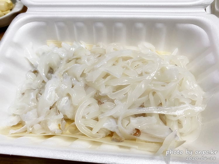 여름에 먹어야 더욱 맛있는 자연산 회~ 전갱이, 갑오징어, 고랑치 회를 맛보았어요. - 회는 양식, 자연산 둘 다 맛있지만 오늘은 남해 자연산 회 전갱이, 고랑치회, 갑오징어를 소개합니다~ 갑오징어 회