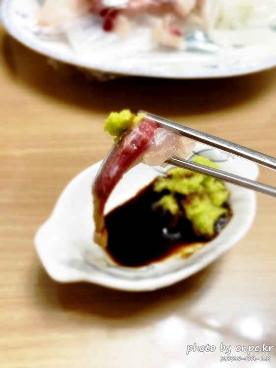 여름에 먹어야 더욱 맛있는 자연산 회~ 전갱이, 갑오징어, 고랑치 회를 맛보았어요. - 회는 양식, 자연산 둘 다 맛있지만 오늘은 남해 자연산 회 전갱이, 고랑치회, 갑오징어를 소개합니다~ 전갱이회
