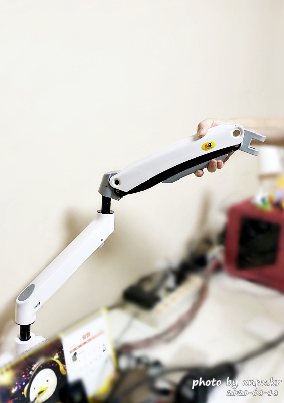 NB F100A 모니터암 거치대(NB Monitor arm)