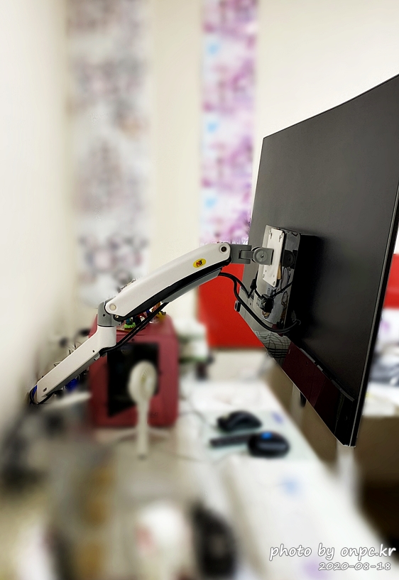 NB F100A 모니터암 거치대(NB Monitor arm)