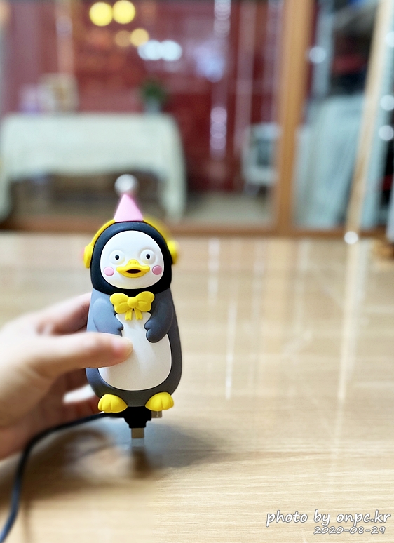 펭수보조배터리 펭수 생일 에디션(PENGSOO BIRTHDAY EDITION)