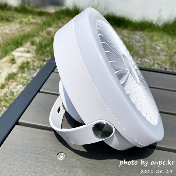 쿠비녹스 캠핑용 무선 선풍기 2개입