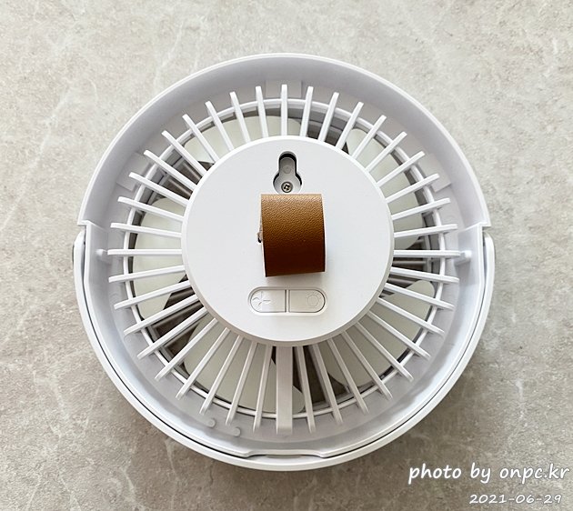 쿠비녹스 캠핑용 무선 선풍기 2개입