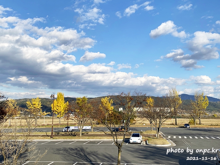 경주 통일전 주차장