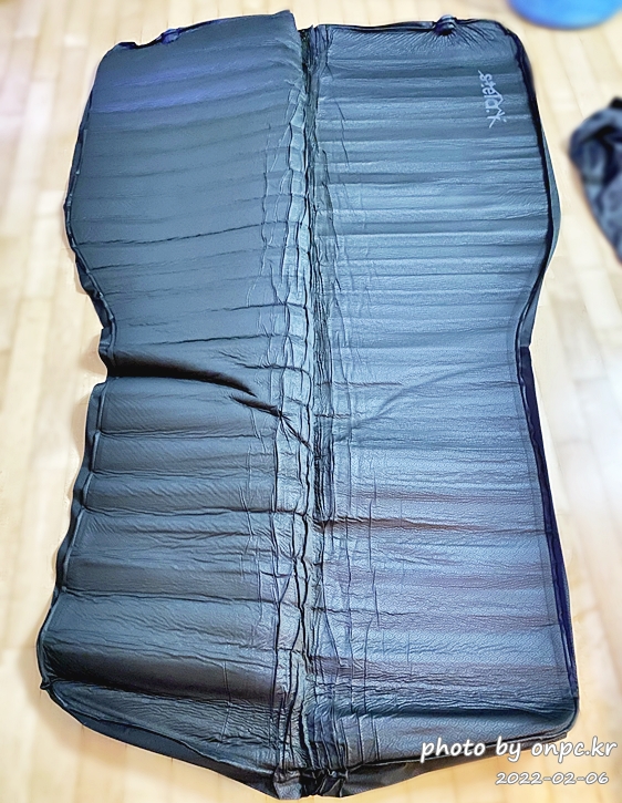 테슬라 모델 Y 전용 차박매트리스(Tesla Model Y private Foam Mattress)