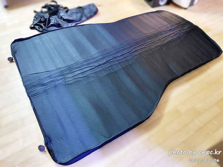 테슬라 모델 Y 전용 차박매트리스(Tesla Model Y private Foam Mattress)