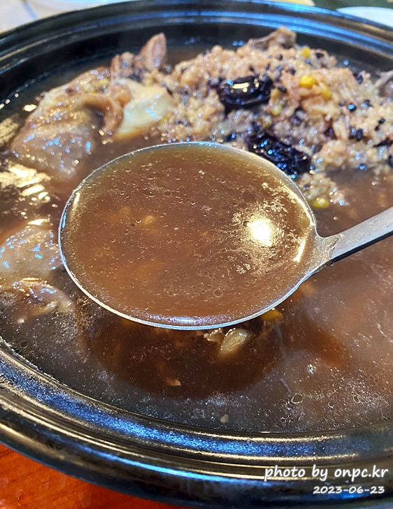 주왕산 청송달기약수 닭코스요리 신동양식당 약수백숙, 약수녹두죽