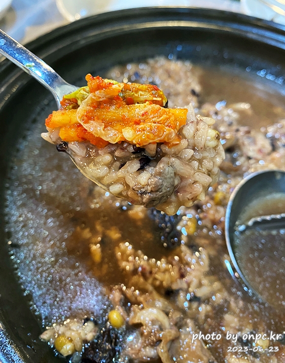 주왕산 청송달기약수 닭코스요리 신동양식당 약수백숙, 약수녹두죽