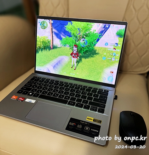 가성비 좋은 노트북! 에이서 스위프트 Go 14 개봉 간단리뷰! - 기존에 사용하던 노트북은 19년도에 구입해서 잘 사용했던 LG 그램 17인치!! 노트북입니다. 얼마 전 당근으로 정리했어요~ ㅎLG 그램은 업무용으로 회의나 출장에서 주로 사용했는데 새로 살 노트북은 업무, 여가 등 게임도 가능해서 다양하게 활용할 노트북으로 구매 하려 합니다.그러면서 가격은 적당하고 성능은 괜찮은~! 그래서 가성비 좋은 노트북을 찾게 되었어요.물론 예산 투자만큼 노트북 성능이나 브랜드는 다양해지겠지만 예산 범위 내에서 가장 적합한 모델을 찾아야 했어요~ ㅎ 에이서 스위프트 Go 14 게임 원신 플레이