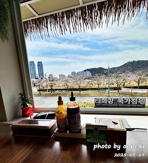 태화강국가정원이 한눈에! 뷰맛집 태국음식 전문점, 바이누사